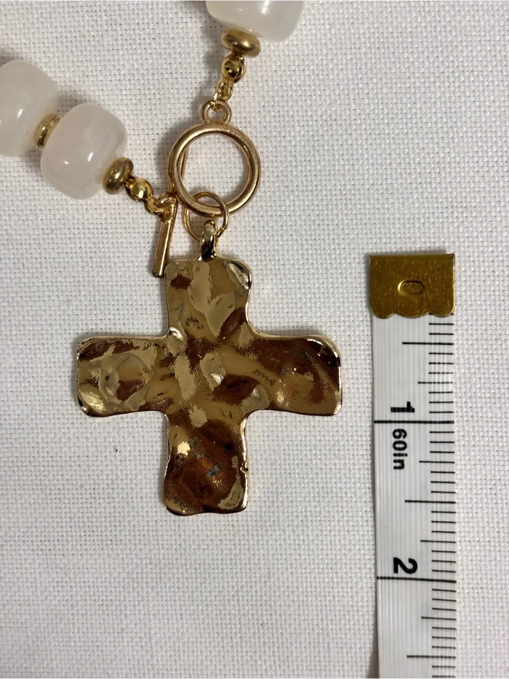 Gold Hammered Cross Beaded Choker Necklace Cream Off-White Beads